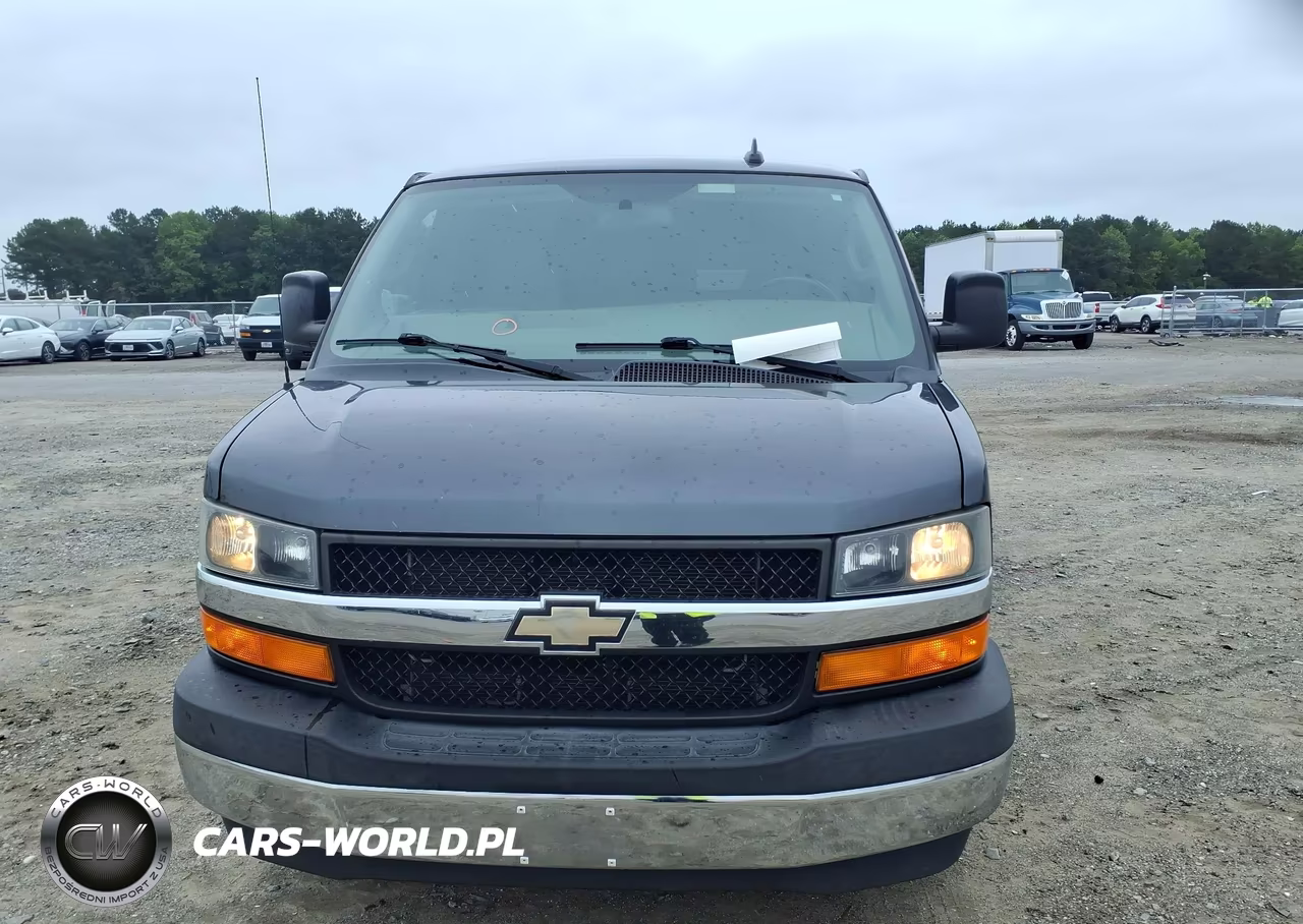 2017 Chevrolet Express 3500 Lt VIN:1GAZGPFGXH1303446 - 12