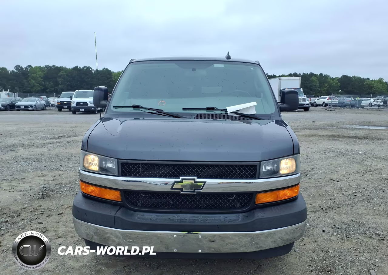 2017 Chevrolet Express 3500 Lt VIN:1GAZGPFGXH1303446 - 6