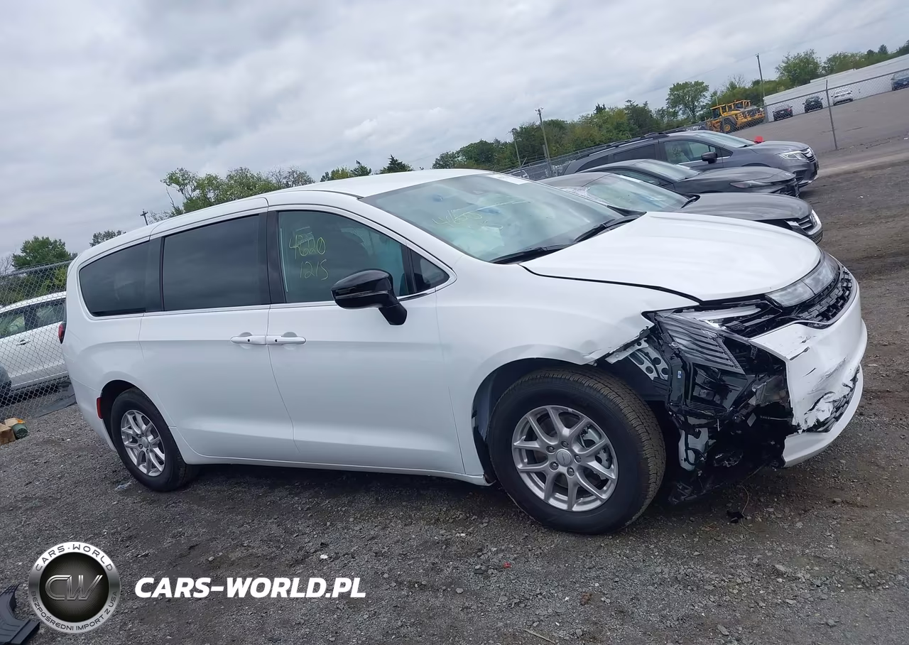 2027 Chrysler Pacifica VIN:2C4RC1BG9VR598469 - 14