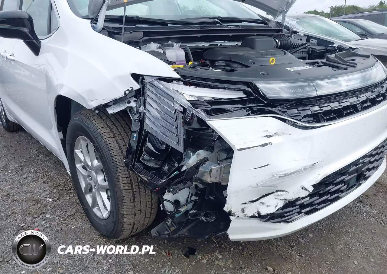 2027 Chrysler Pacifica VIN:2C4RC1BG9VR598469 - 18