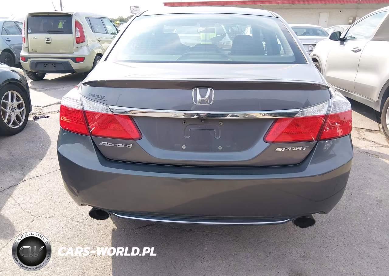 2015 Honda Accord Sport VIN:1HGCR2F52FA230581 - 16