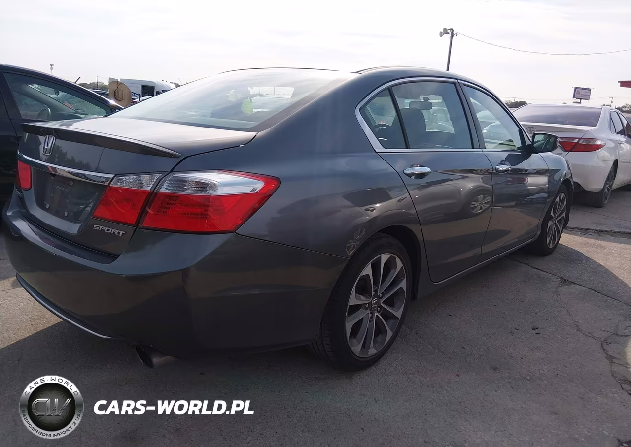 2015 Honda Accord Sport VIN:1HGCR2F52FA230581 - 4