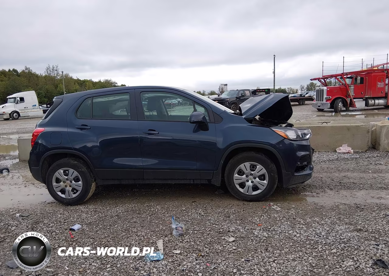 2018 Chevrolet Trax Ls VIN:3GNCJKSBXJL401779 - 13