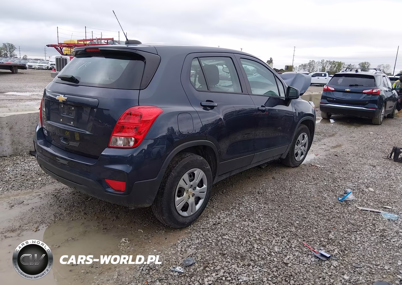 2018 Chevrolet Trax Ls VIN:3GNCJKSBXJL401779 - 4