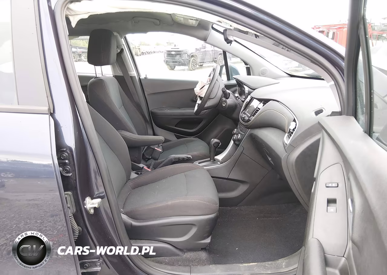 2018 Chevrolet Trax Ls VIN:3GNCJKSBXJL401779 - 5