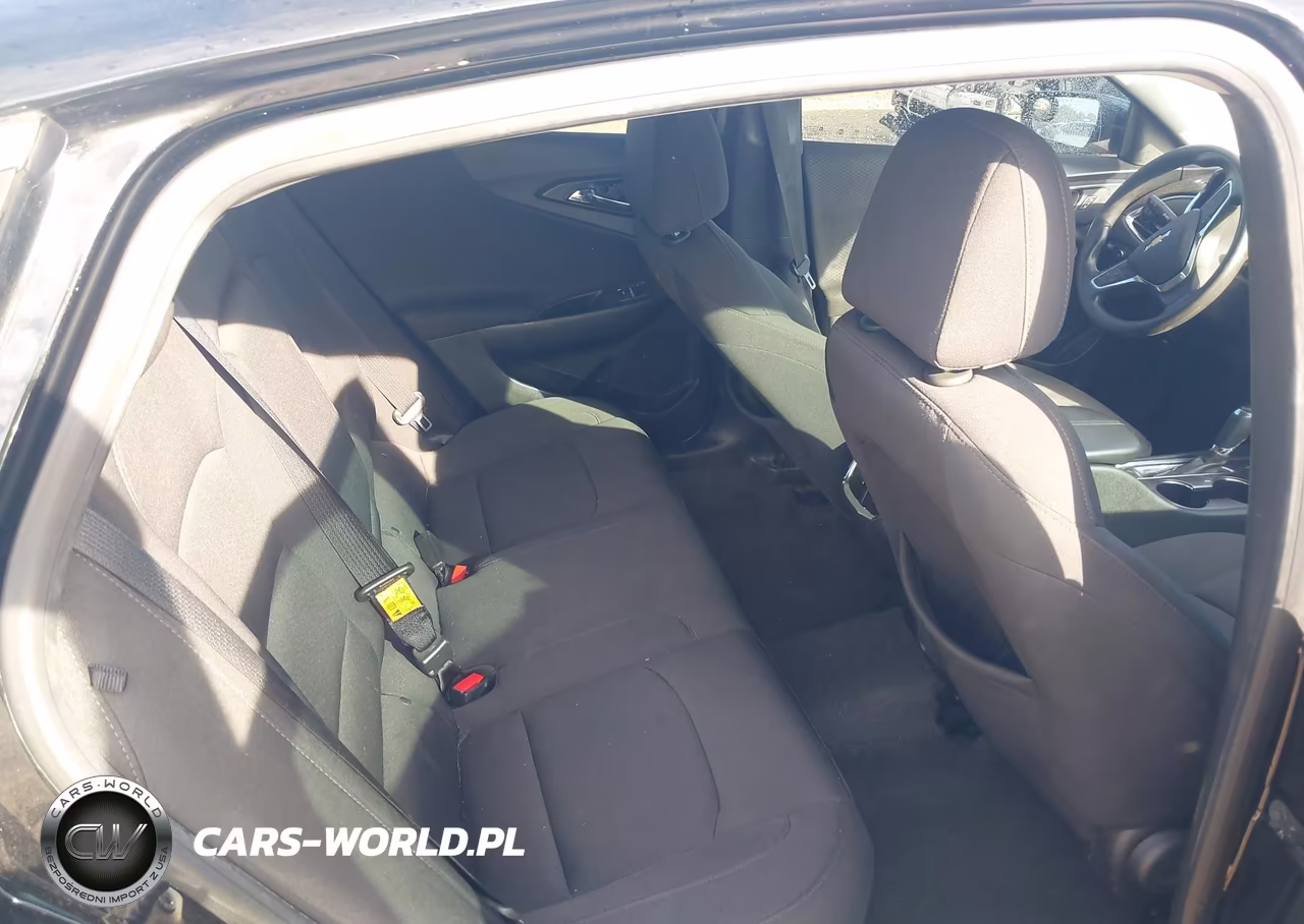 2019 Chevrolet Malibu Lt VIN:1G1ZD5STXKF141764 - 8