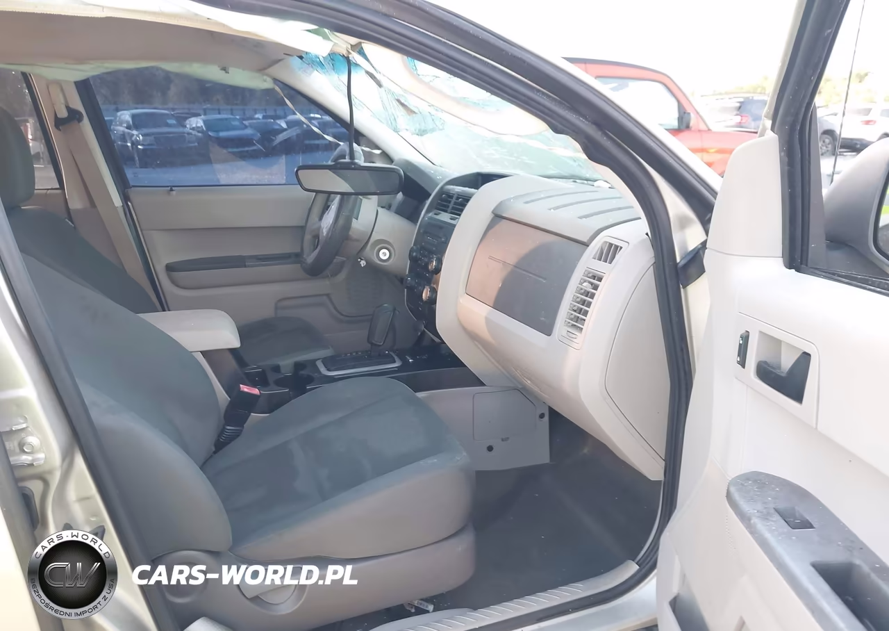 2012 Ford Escape Xls VIN:1FMCU0C73CKA62328 - 5