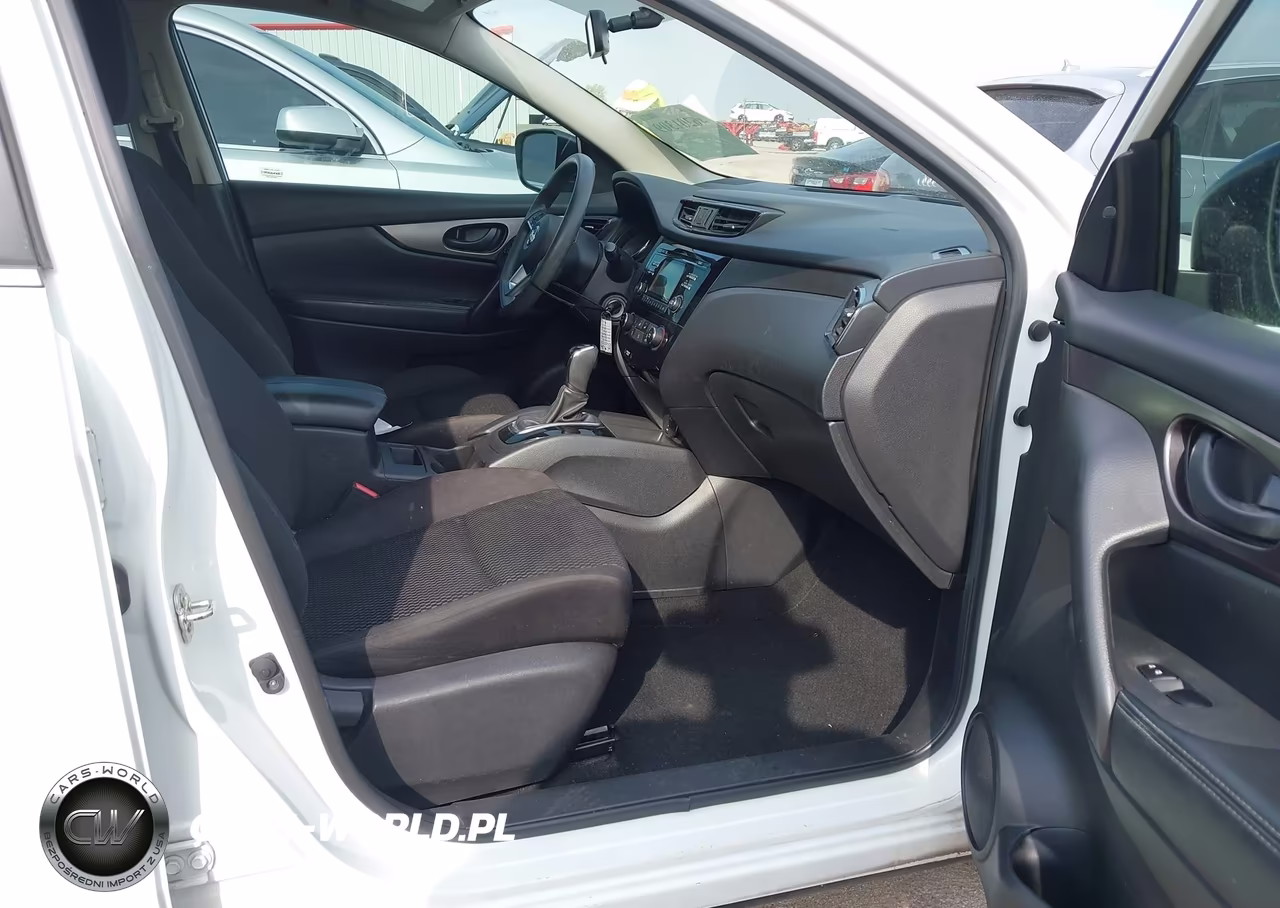 2018 Nissan Rogue Sport S VIN:JN1BJ1CP9JW155474 - 5