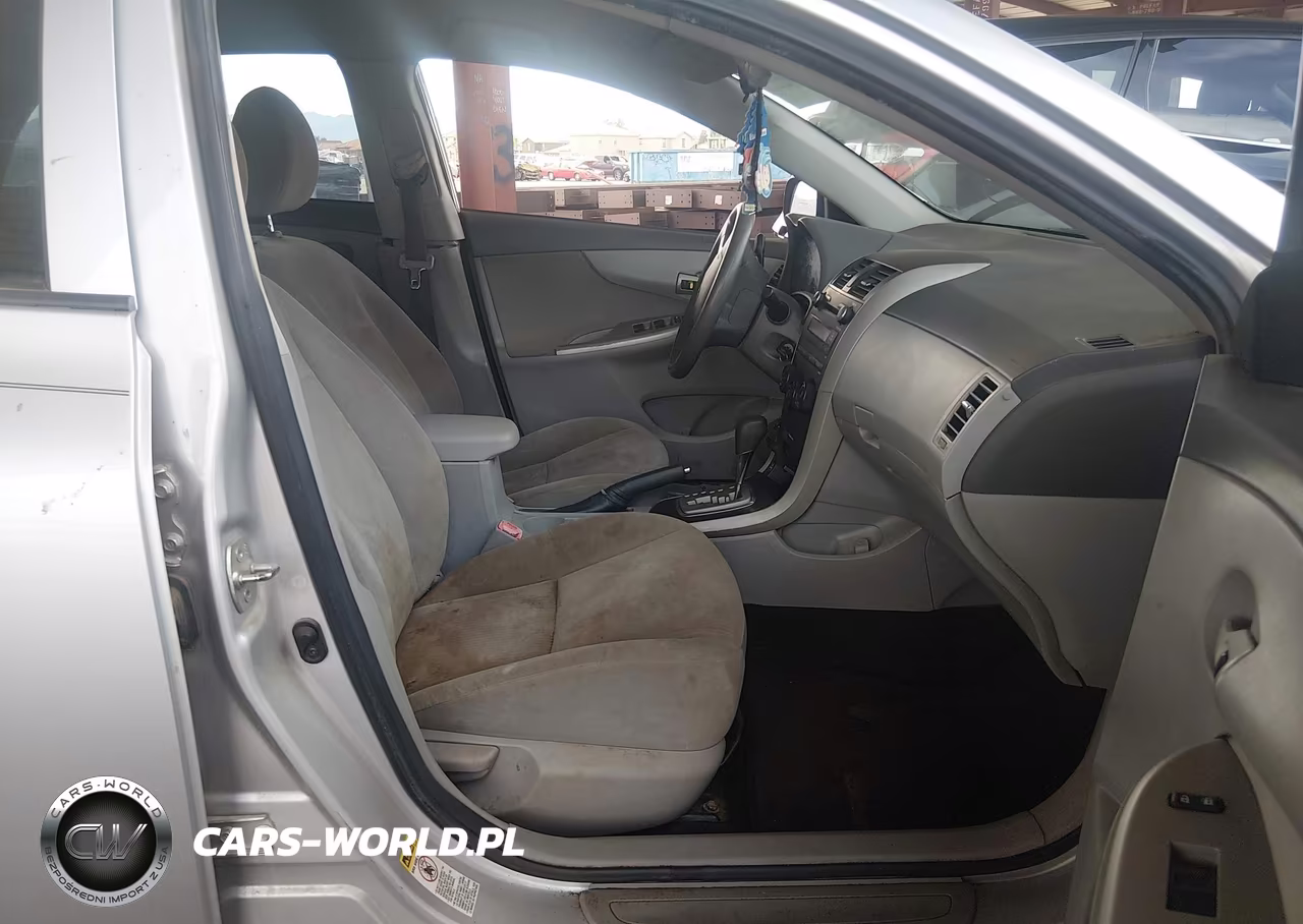 2010 Toyota Corolla Le VIN:1NXBU4EE5AZ247030 - 5