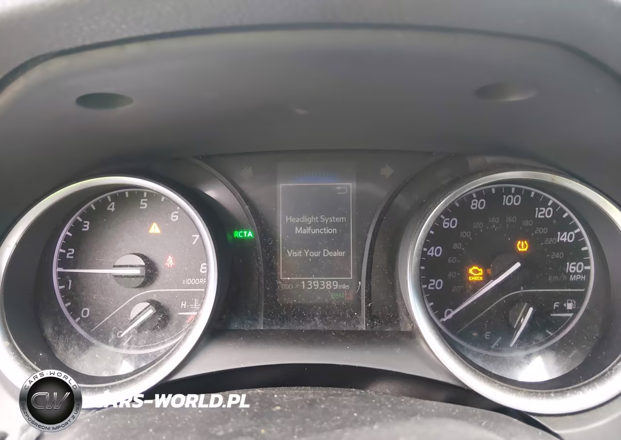 2018 Toyota Camry Le VIN:JTNB11HK5J3042581 - 7
