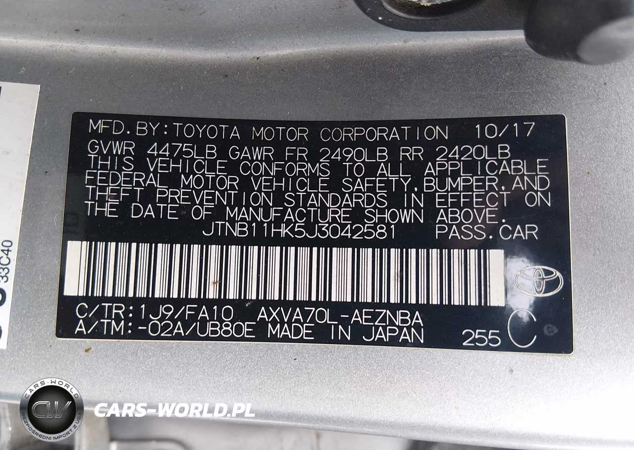 2018 Toyota Camry Le VIN:JTNB11HK5J3042581 - 9