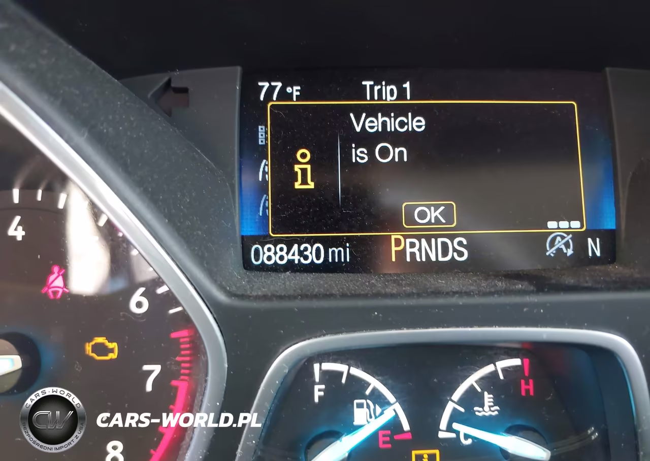2019 Ford Escape Titanium VIN:1FMCU9J96KUB42007 - 15