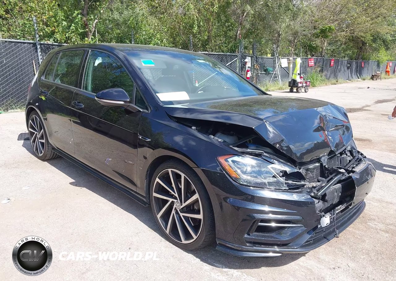 2018 Volkswagen Golf R 2.0T W-Dcc Navigation