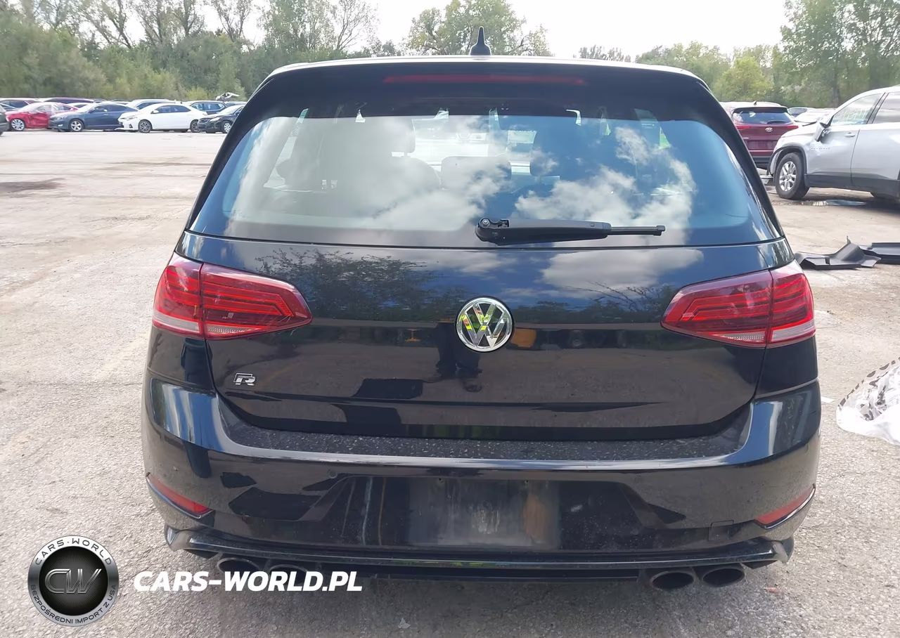 2018 Volkswagen Golf R 2.0T W-Dcc Navigation VIN:WVWWF7AU9JW065687 - 16