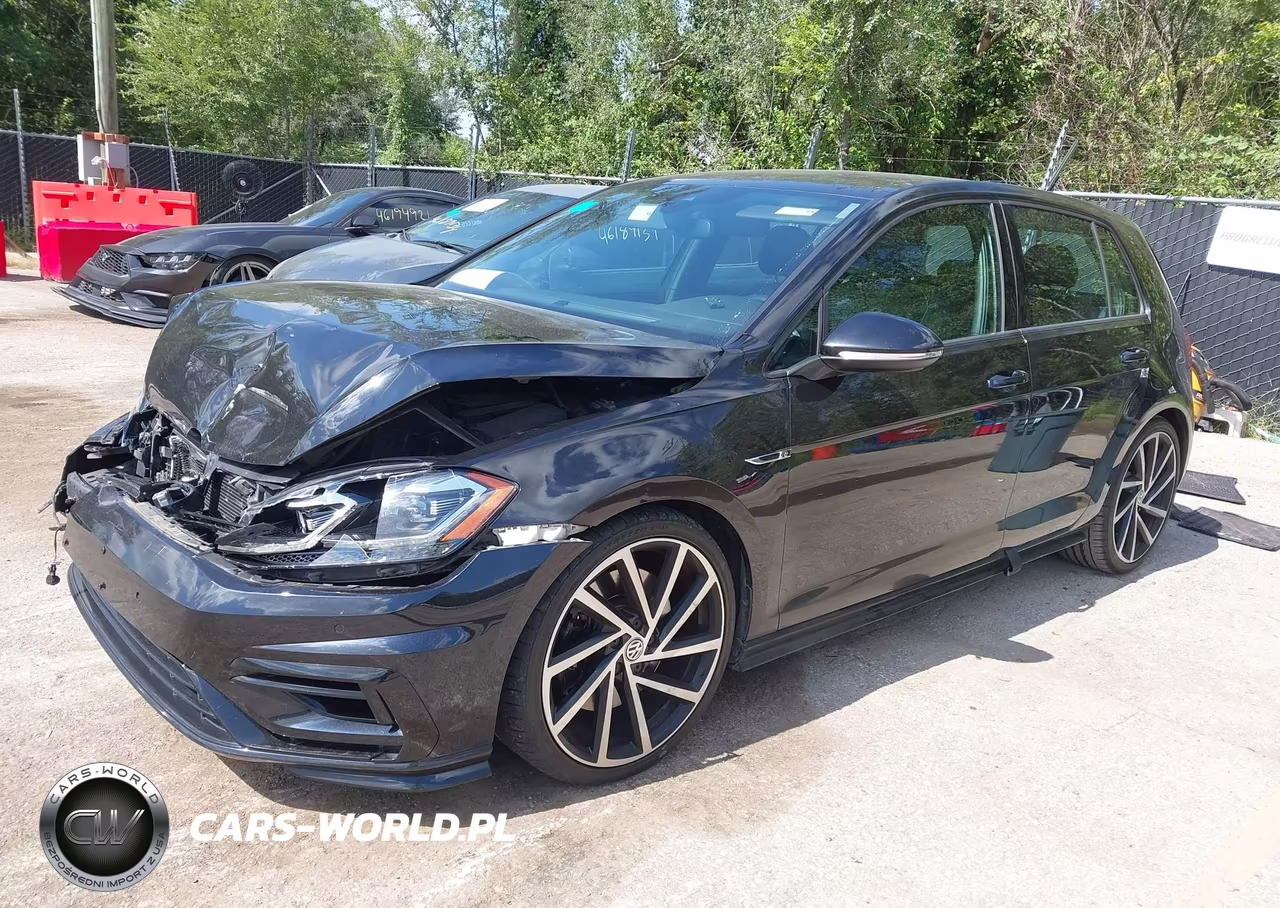 2018 Volkswagen Golf R 2.0T W-Dcc Navigation VIN:WVWWF7AU9JW065687 - 2