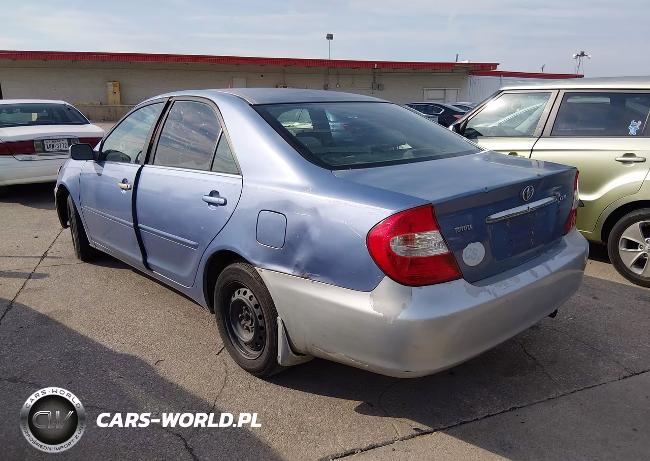 2002 Toyota Camry Le VIN:4T1BE32K12U061763 - 3