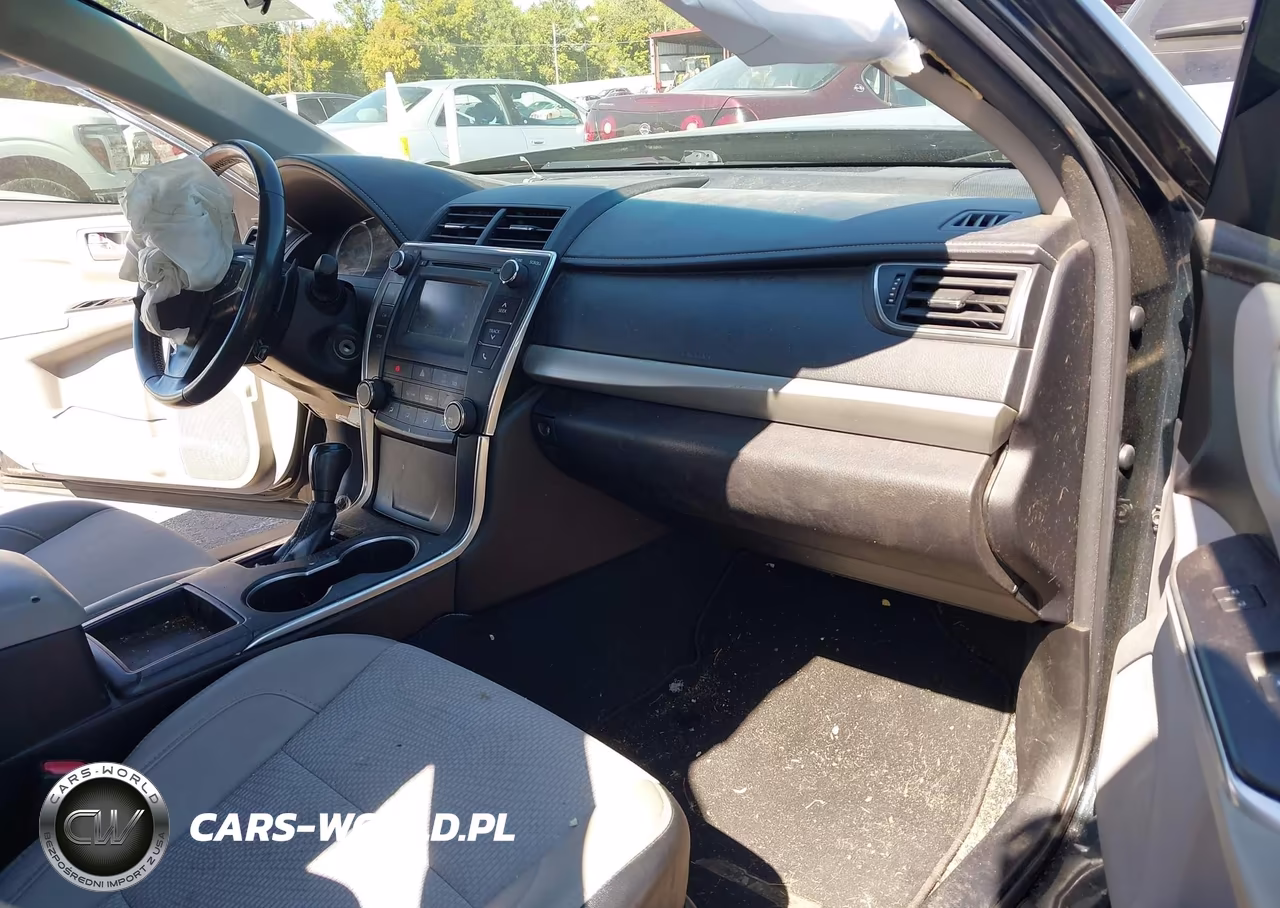 2017 Toyota Camry Se VIN:4T1BF1FK5HU345692 - 5