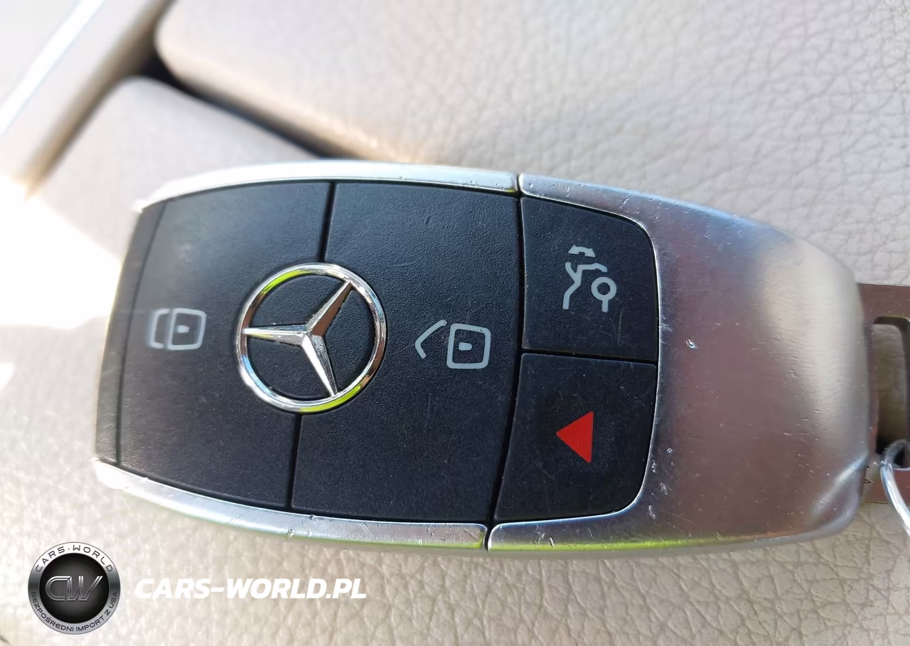 2020 Mercedes-Benz A 220 4Matic VIN:W1K3G4FB7LW043878 - 11