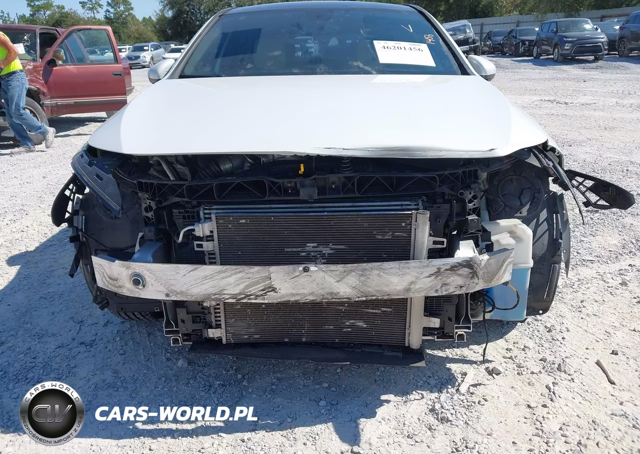 2020 Mercedes-Benz A 220 4Matic VIN:W1K3G4FB7LW043878 - 6