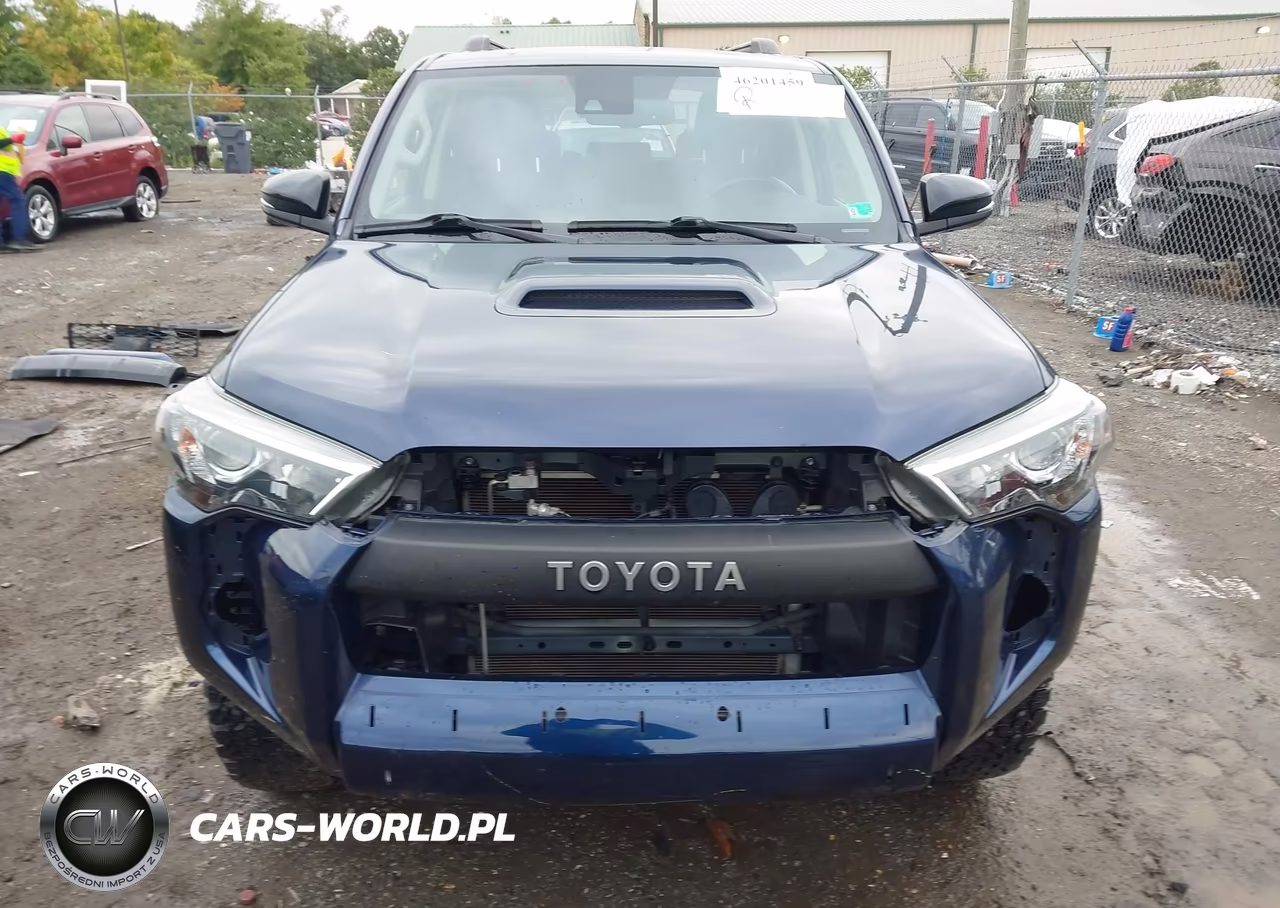 2020 Toyota 4Runner Venture Special Edition VIN:JTEBU5JR4L5832824 - 6