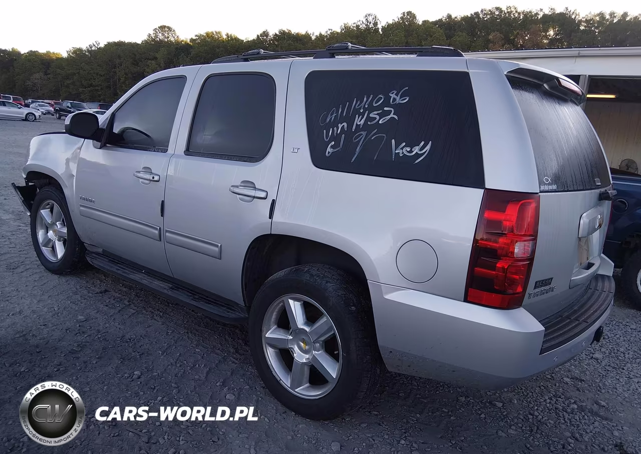 2011 Chevrolet Tahoe Lt VIN:1GNSCBE09BR101452 - 3
