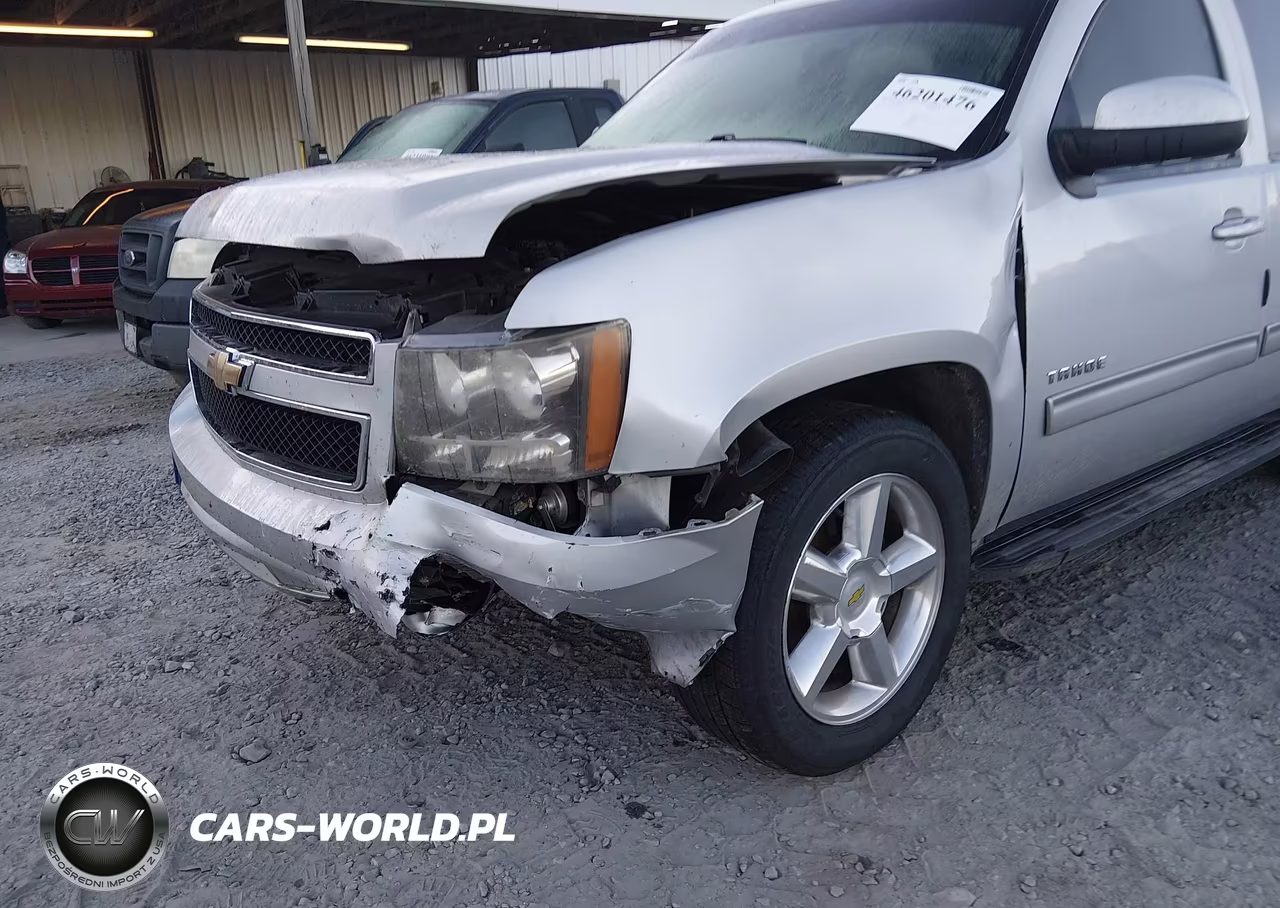 2011 Chevrolet Tahoe Lt VIN:1GNSCBE09BR101452 - 6