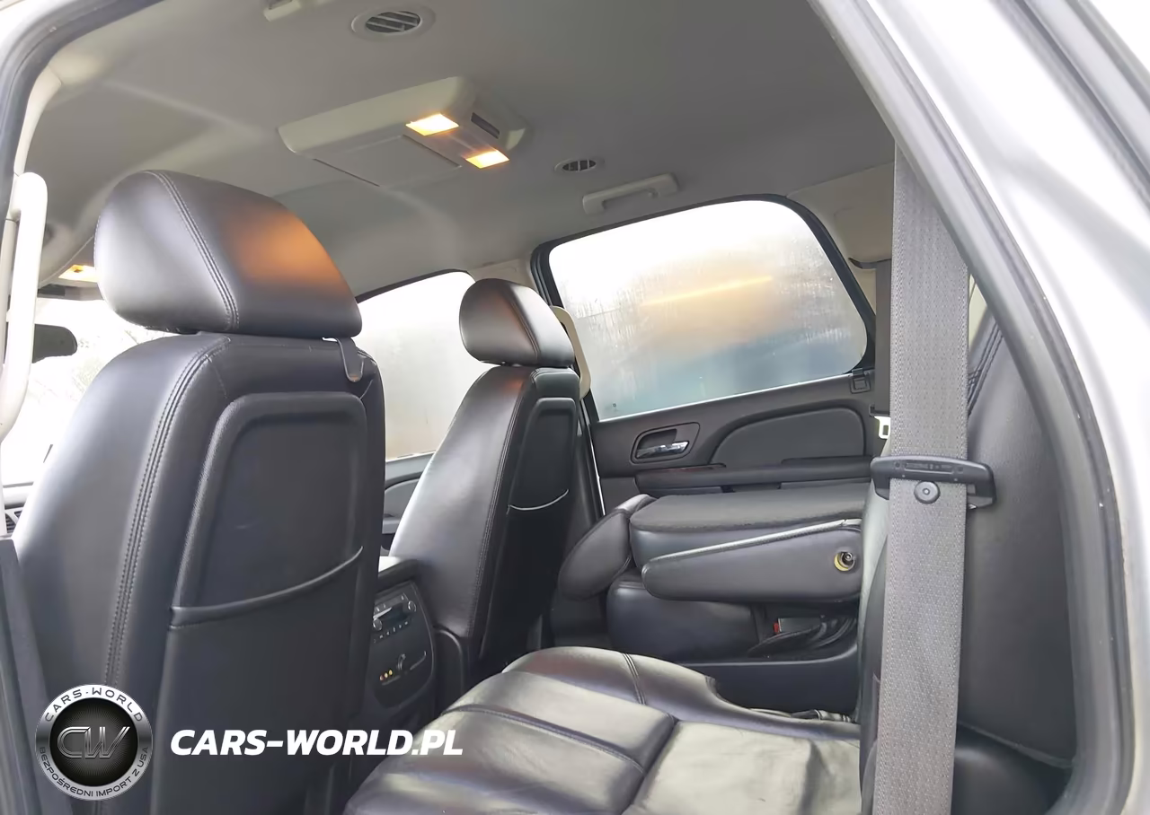 2011 Chevrolet Tahoe Lt VIN:1GNSCBE09BR101452 - 8