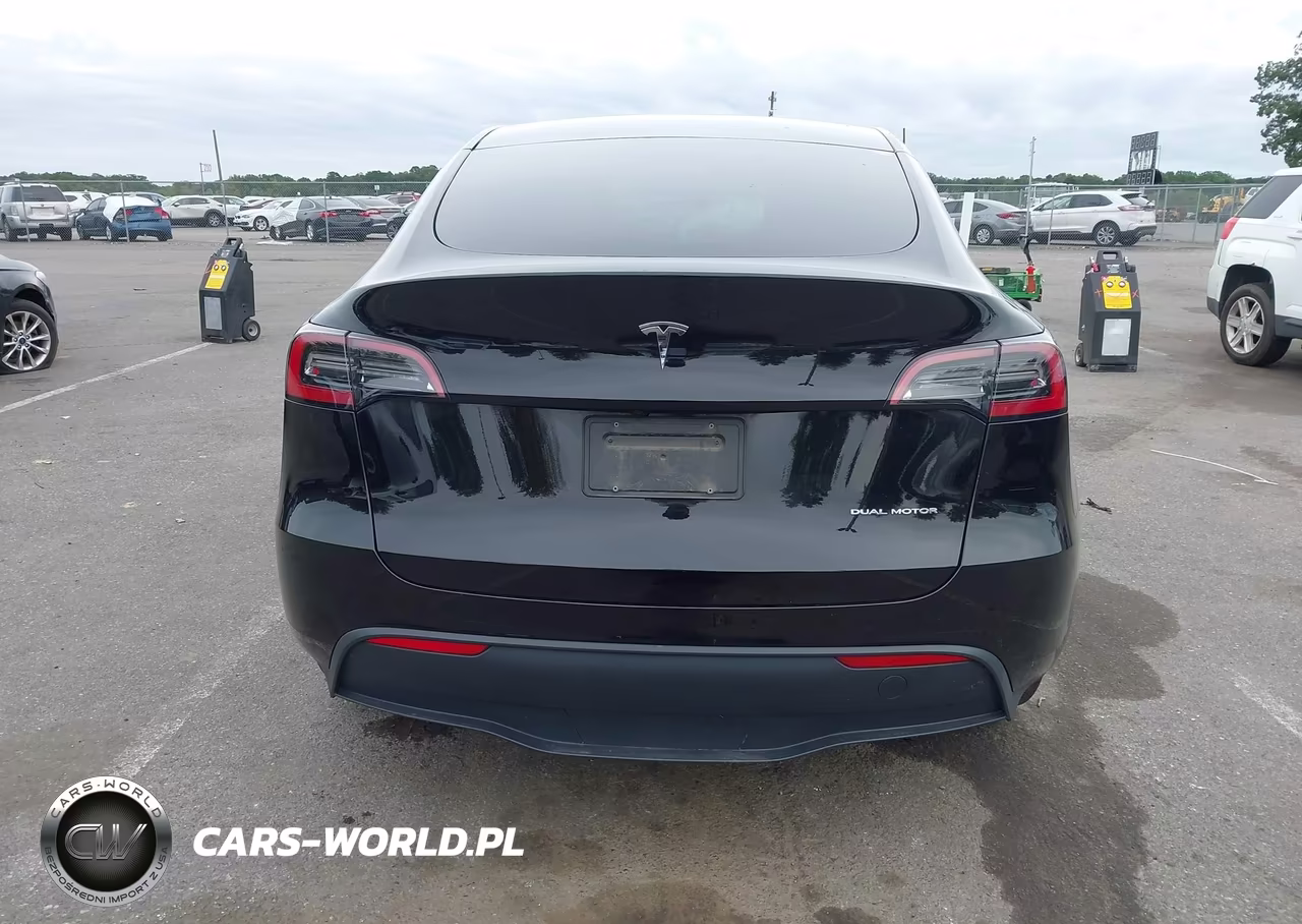 2023 Tesla Model Y Awd-Long Range VIN:7SAYGDEE2PA185965 - 14