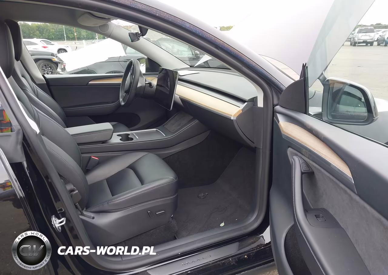 2023 Tesla Model Y Awd-Long Range VIN:7SAYGDEE2PA185965 - 5
