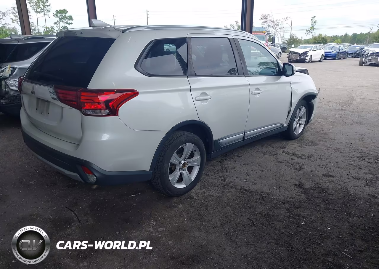 2017 Mitsubishi Outlander Se-Sel VIN:JA4AD3A30HZ041183 - 4