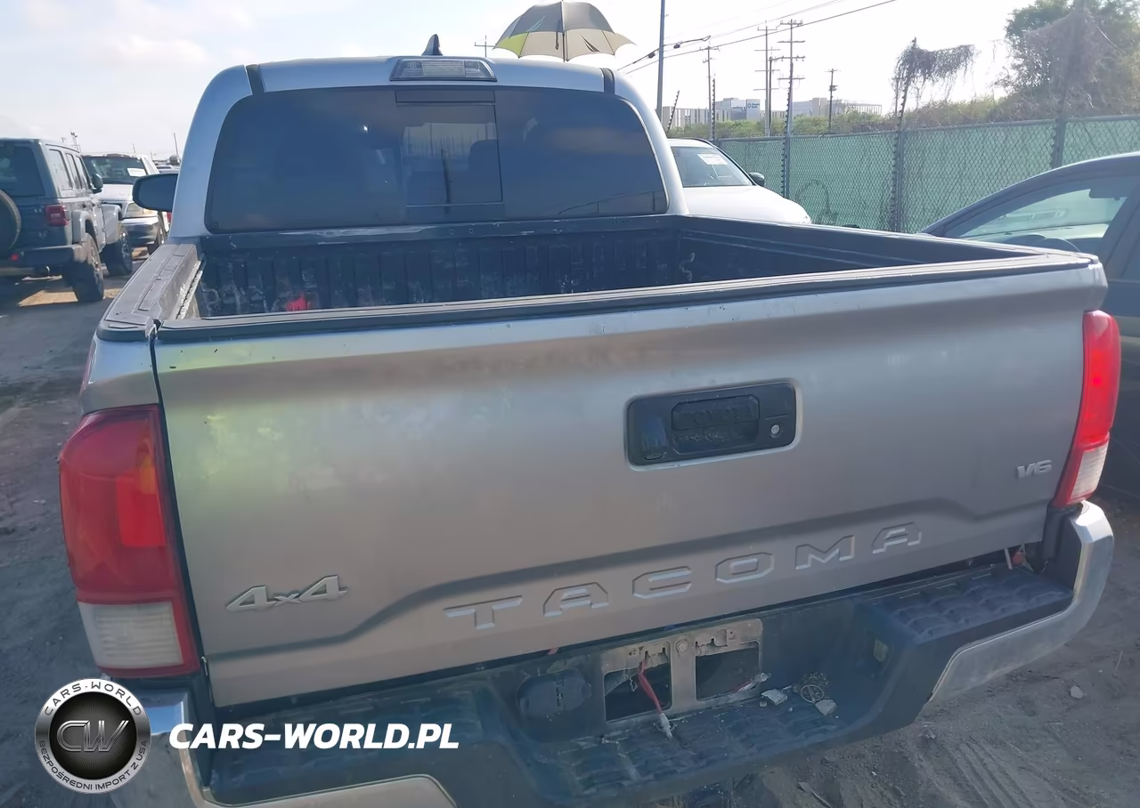 2018 Toyota Tacoma Sr5 V6 VIN:3TMCZ5AN5JM172971 - 16