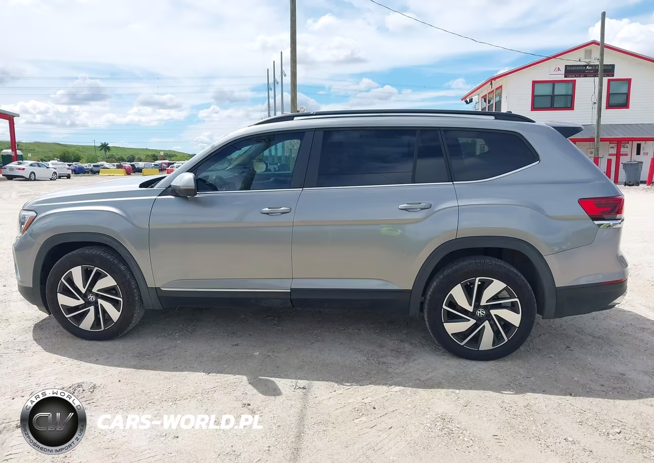 2025 Volkswagen Atlas Se VIN:1V2HR2CA5SC504083 - 14
