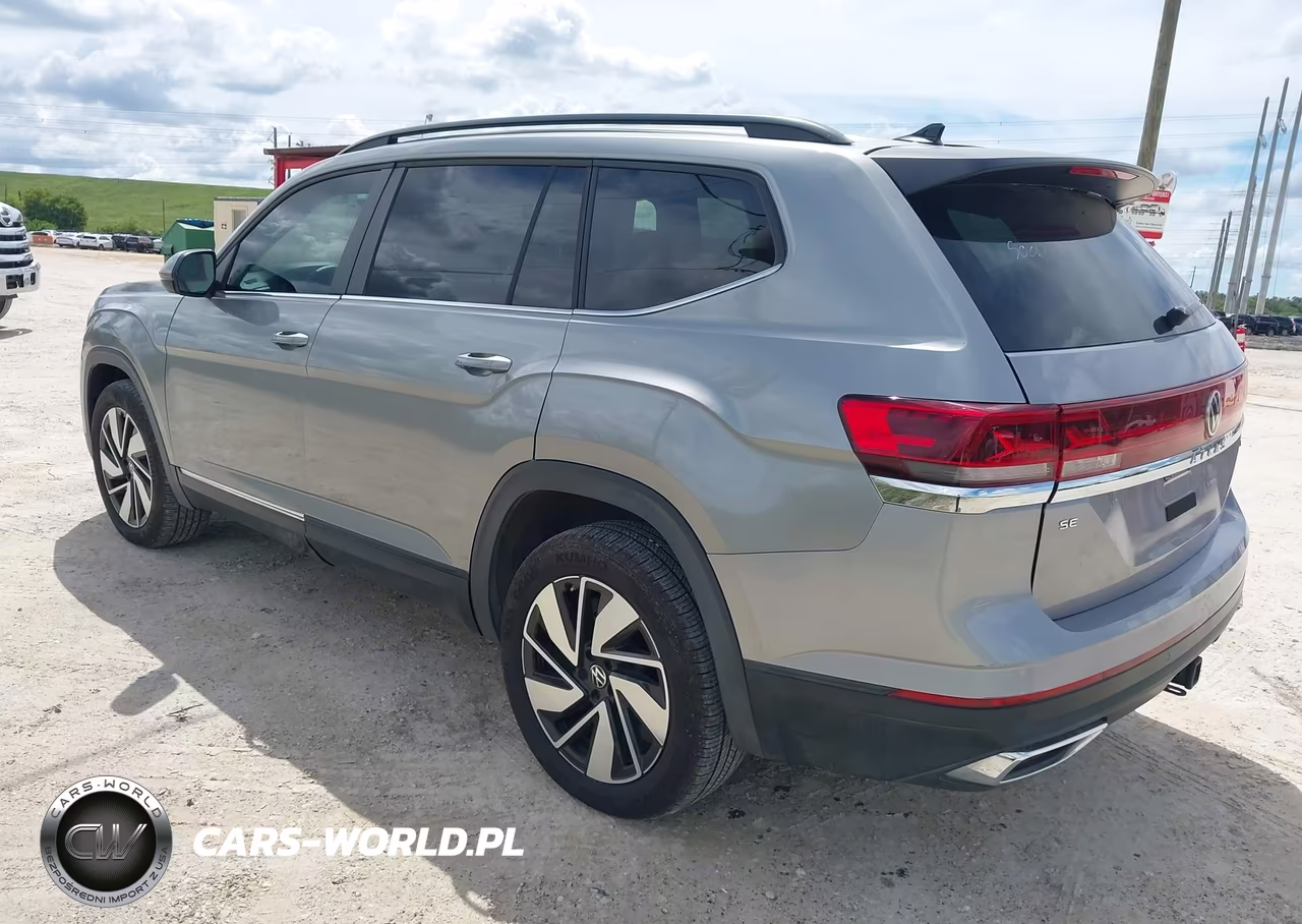 2025 Volkswagen Atlas Se VIN:1V2HR2CA5SC504083 - 3
