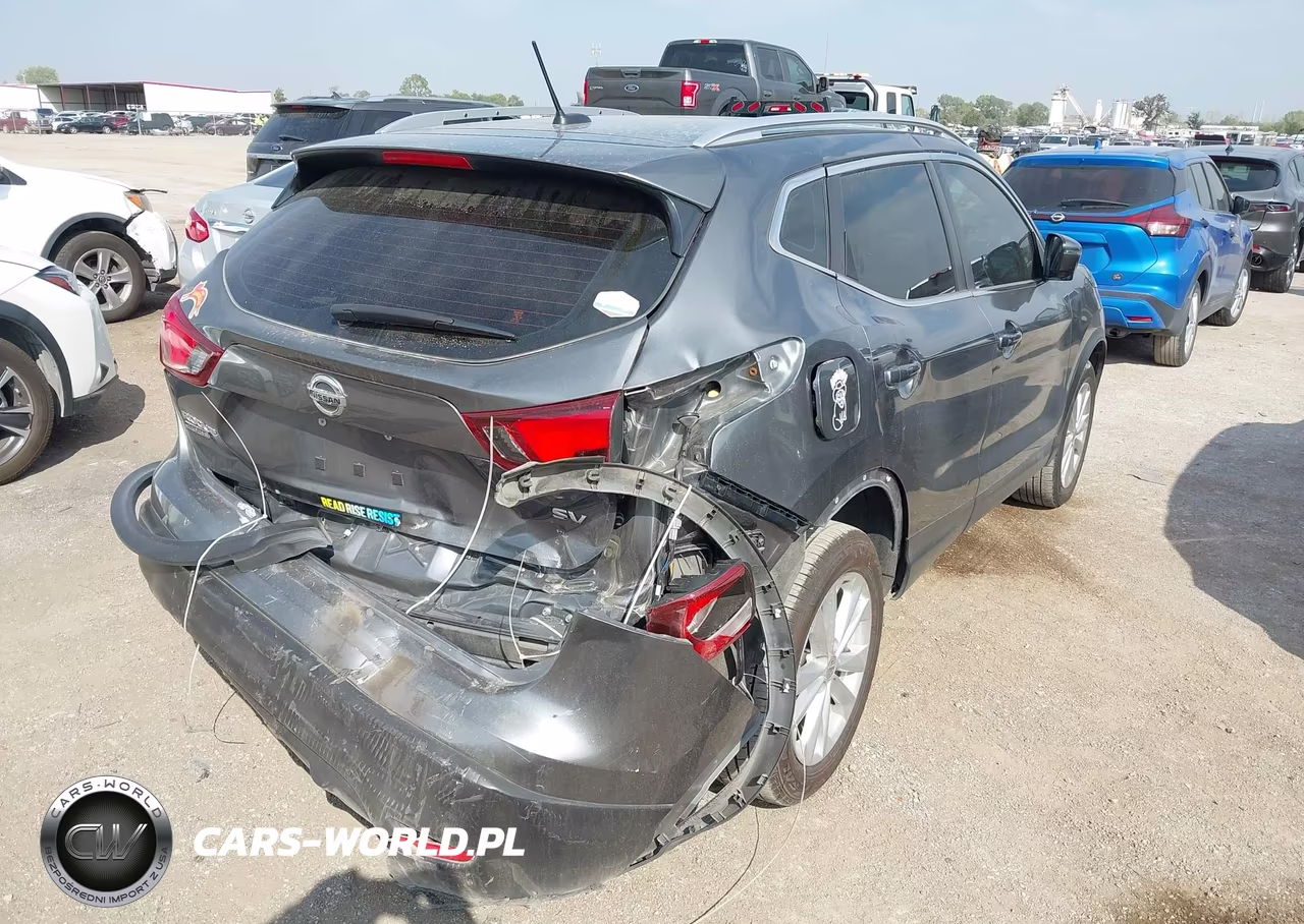 2018 Nissan Rogue Sport Sv VIN:JN1BJ1CP6JW184625 - 4
