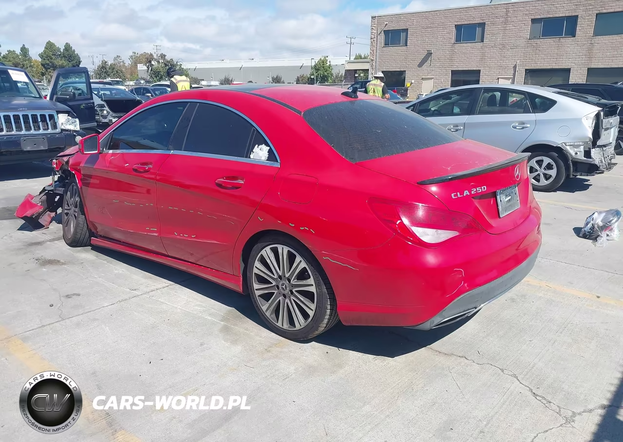 2019 Mercedes-Benz Cla 250 VIN:WDDSJ4EB4KN742419 - 3