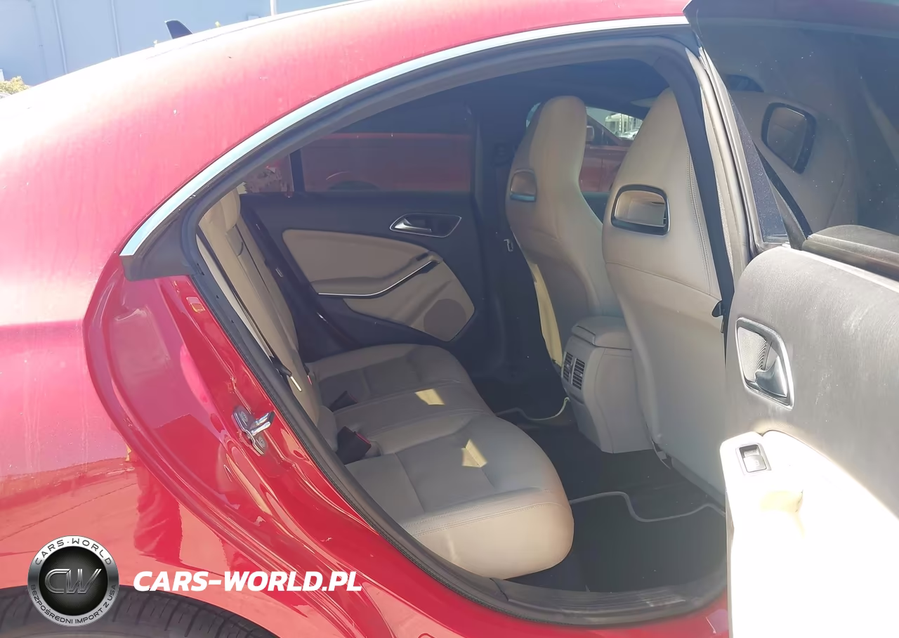 2019 Mercedes-Benz Cla 250 VIN:WDDSJ4EB4KN742419 - 8