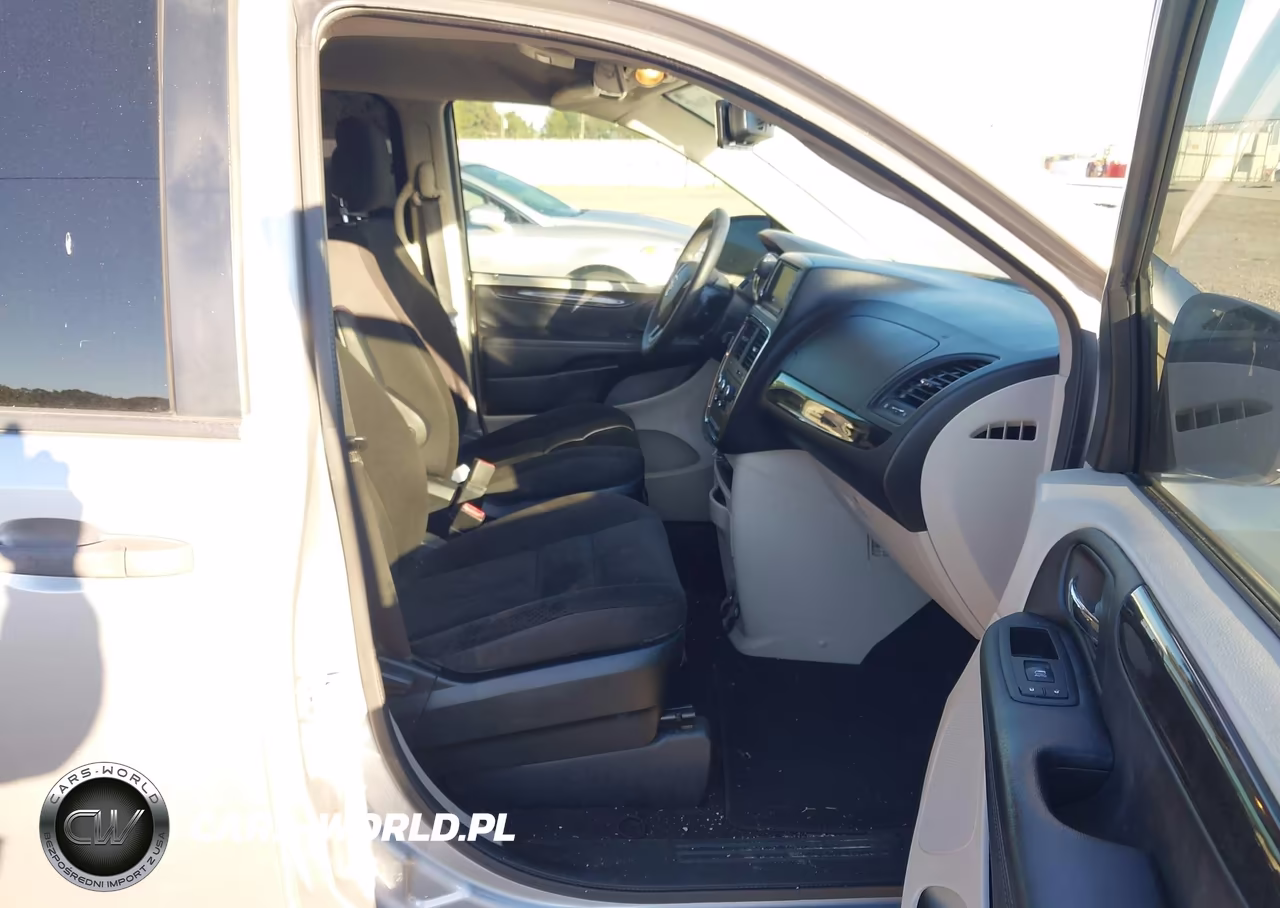 2019 Dodge Grand Caravan Se VIN:2C4RDGBG6KR524678 - 5