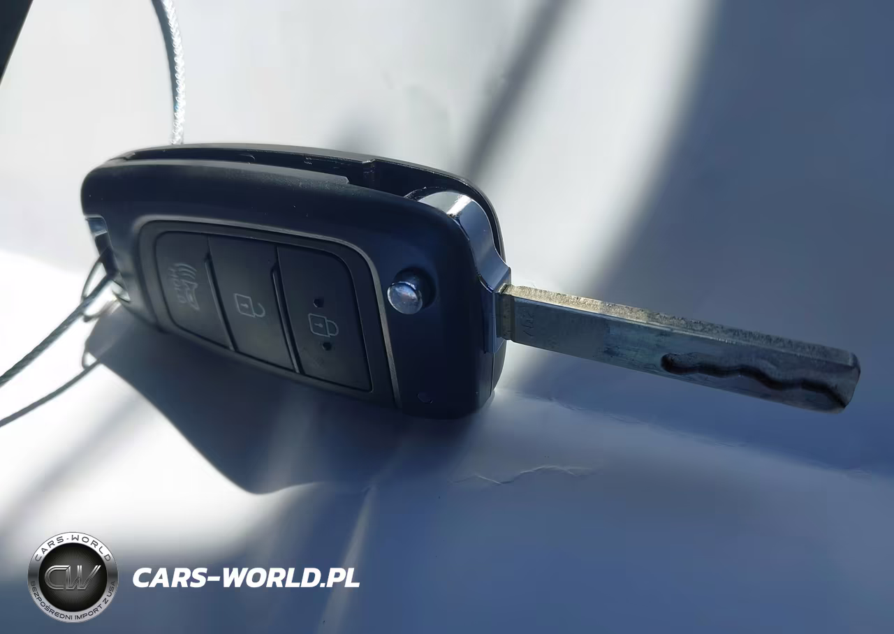 2022 Hyundai Venue Sel VIN:KMHRC8A3XNU171906 - 11