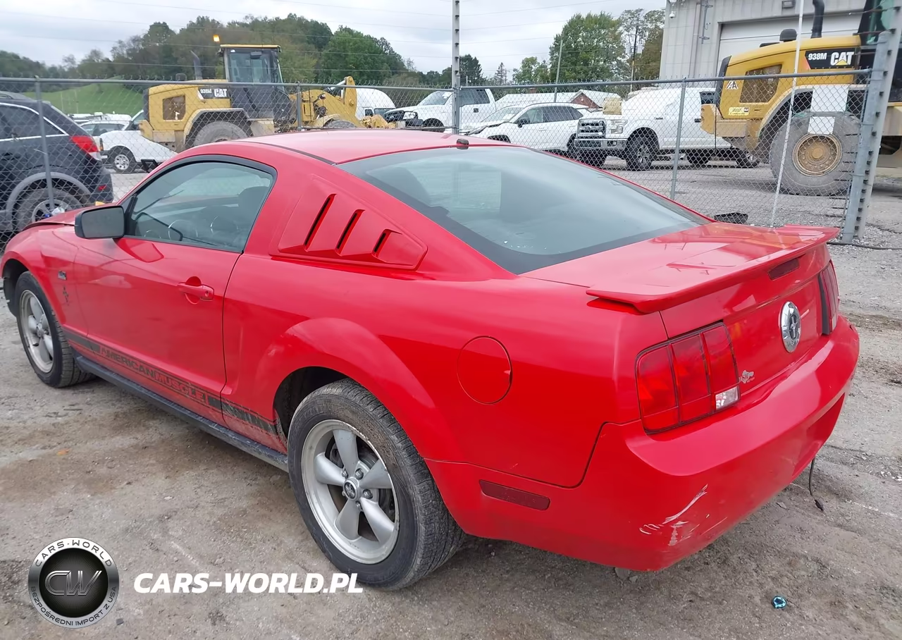 2007 Ford Mustang Deluxe-Premium VIN:1ZVFT80N375370168 - 3