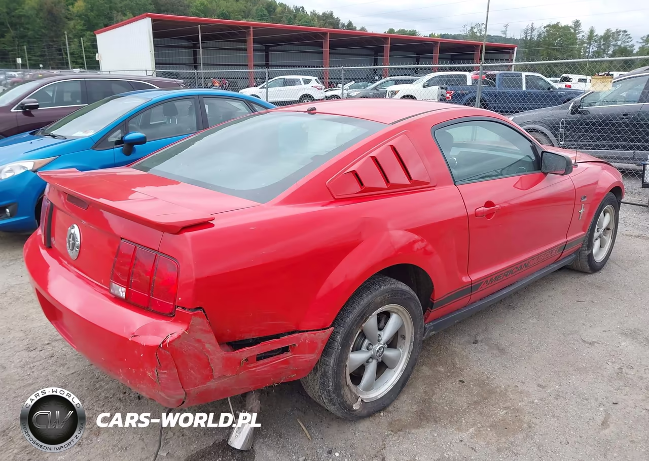 2007 Ford Mustang Deluxe-Premium VIN:1ZVFT80N375370168 - 4