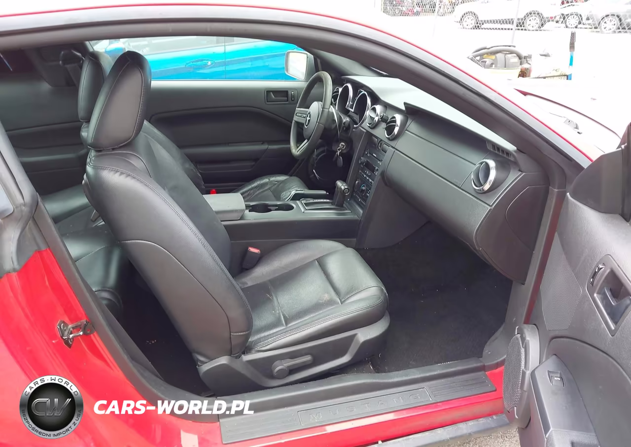 2007 Ford Mustang Deluxe-Premium VIN:1ZVFT80N375370168 - 5