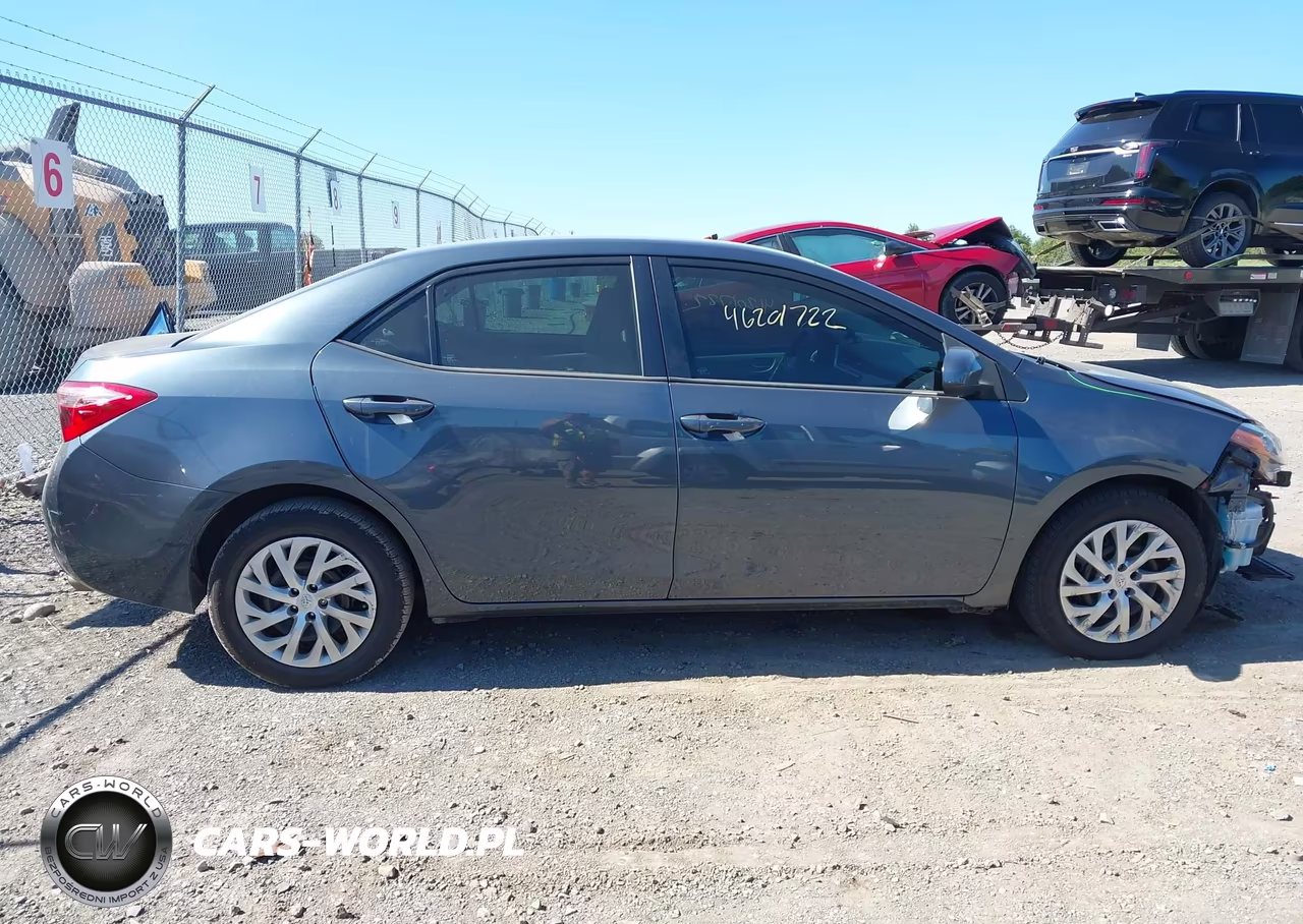 2019 Toyota Corolla Le VIN:2T1BURHE1KC197058 - 13