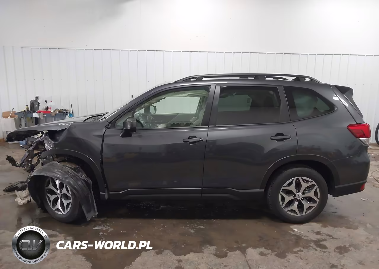2024 Subaru Forester Premium VIN:JF2SKADC3RH449301 - 14