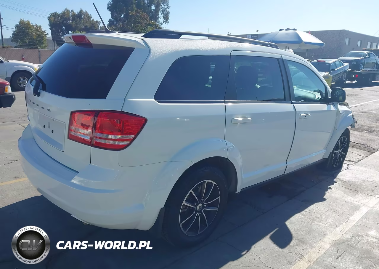 2018 Dodge Journey Se VIN:3C4PDCAB9JT322936 - 4