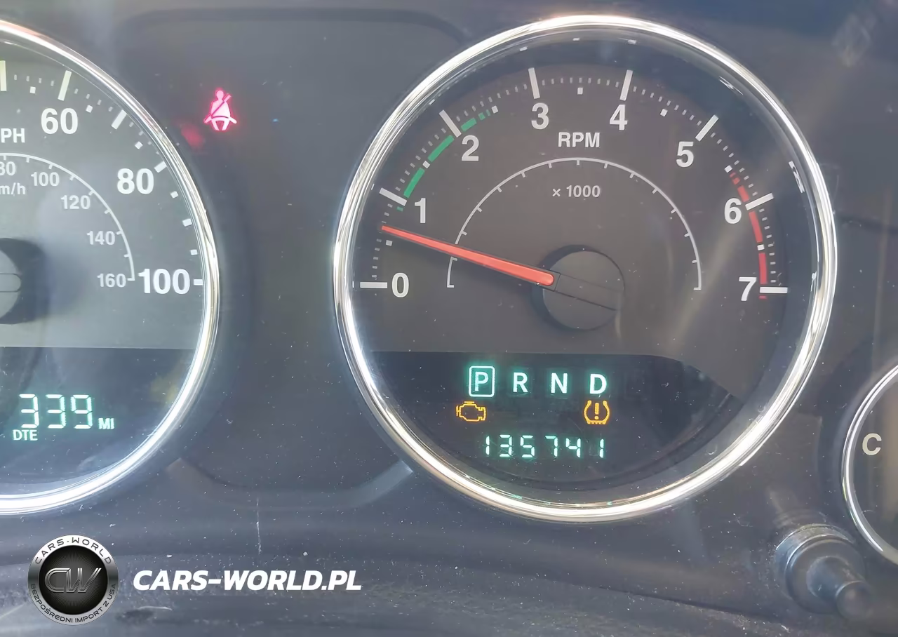 2011 Jeep Wrangler Unlimited Sport VIN:1J4BA3H13BL514554 - 7