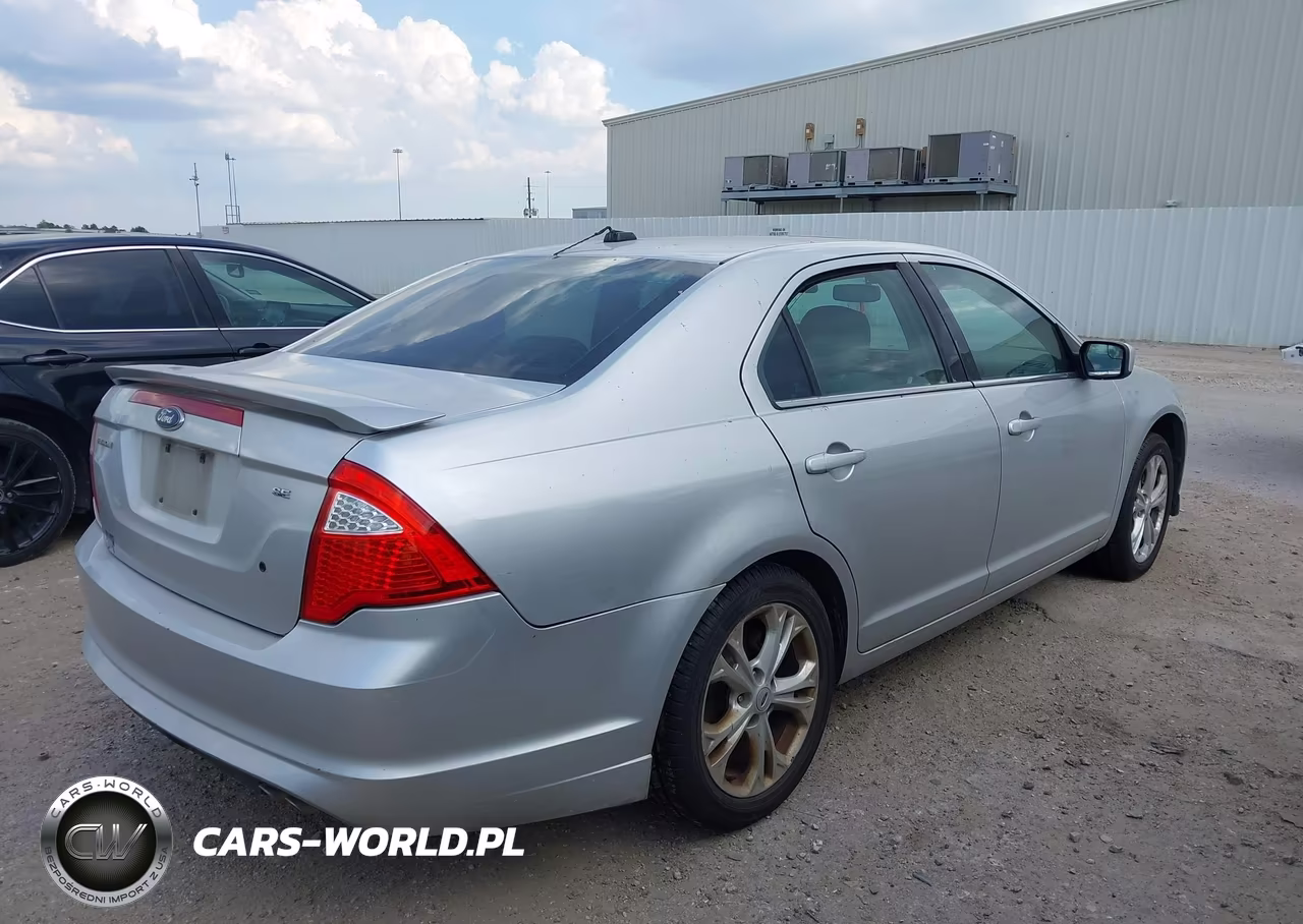 2012 Ford Fusion Se VIN:3FAHP0HA3CR143630 - 4
