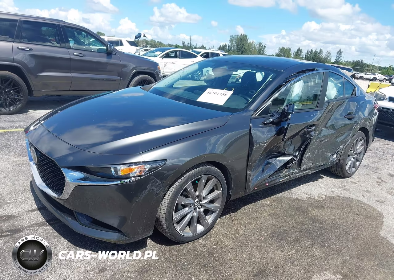 2025 Mazda Mazda3 2.5 S Preferred VIN:3MZBPACM8SM451876 - 2