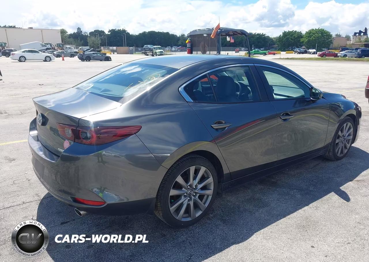 2025 Mazda Mazda3 2.5 S Preferred VIN:3MZBPACM8SM451876 - 4