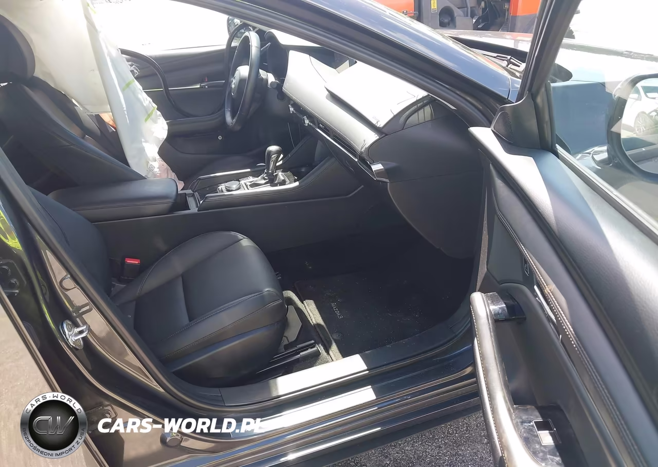 2025 Mazda Mazda3 2.5 S Preferred VIN:3MZBPACM8SM451876 - 5