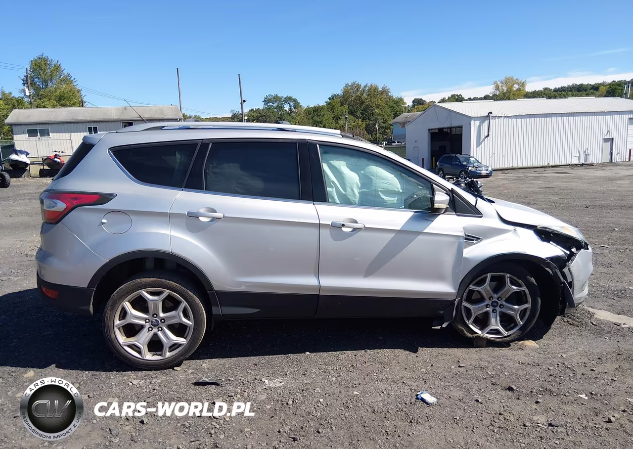 2017 Ford Escape Titanium VIN:1FMCU9J98HUA18183 - 13